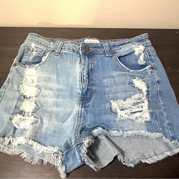 GoGo brand distressed jean shorts size 11 - Picture 1 of 5